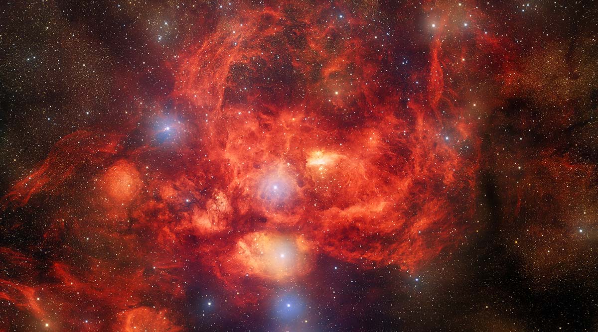 La cámara de energía oscura captura la ‘nebulosa de la langosta’ en un rojo impresionante