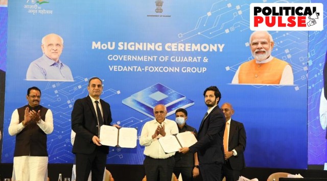 The Gujarat government signing the MOU with Vdanta-Foxconn. (Twitter:Bhupendrapbjp)