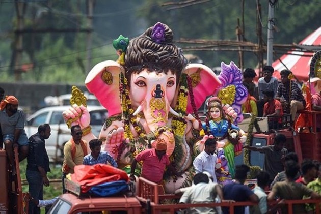 As Tamil Nadu bids adieu to Ganesha, a Covid-19 vaccine idol stands out ...