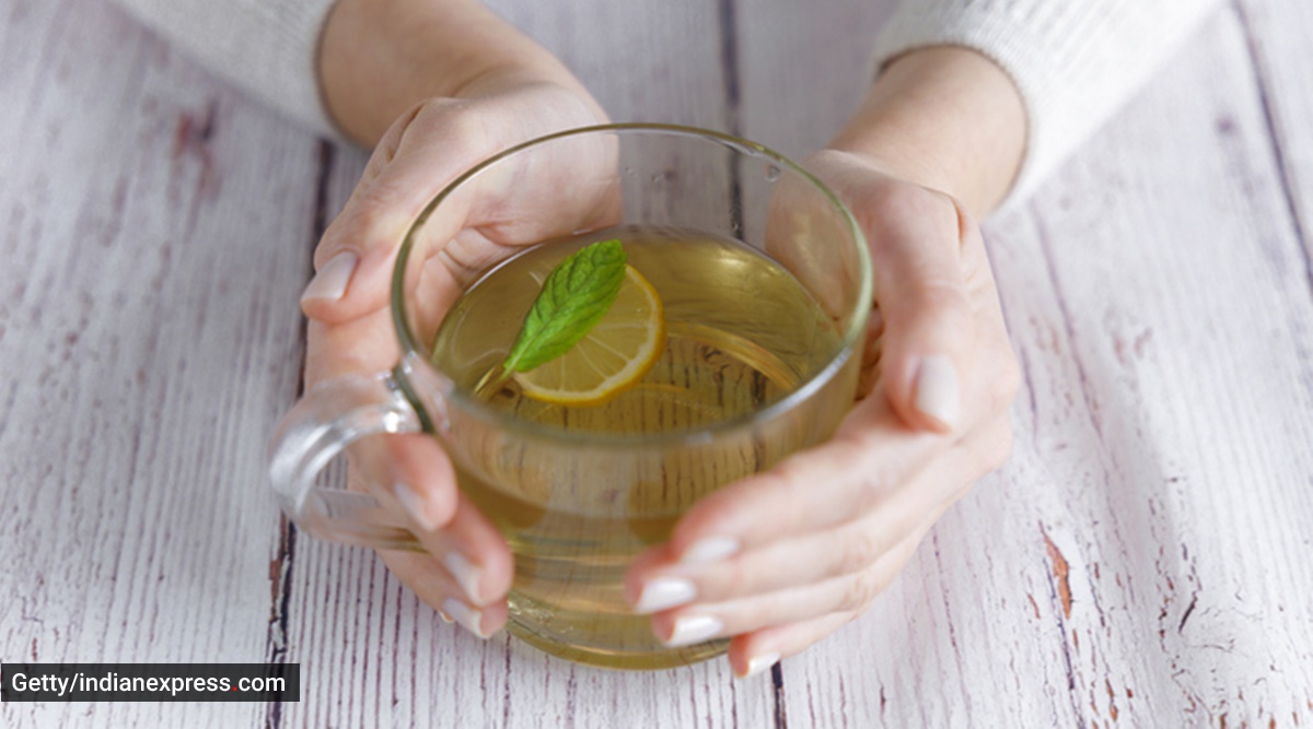 Food swaps for digestion: Should you have ice water or hot lemon tea, juice, or smoothie?