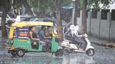 Gujratsex - Heavy rainfall in Gujarat for a week, warns IMD | Ahmedabad News - The  Indian Express