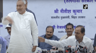 ‘Baith jaiye’: KCR tells Nitish as he replies to ‘Oppn PM candidate’ questions