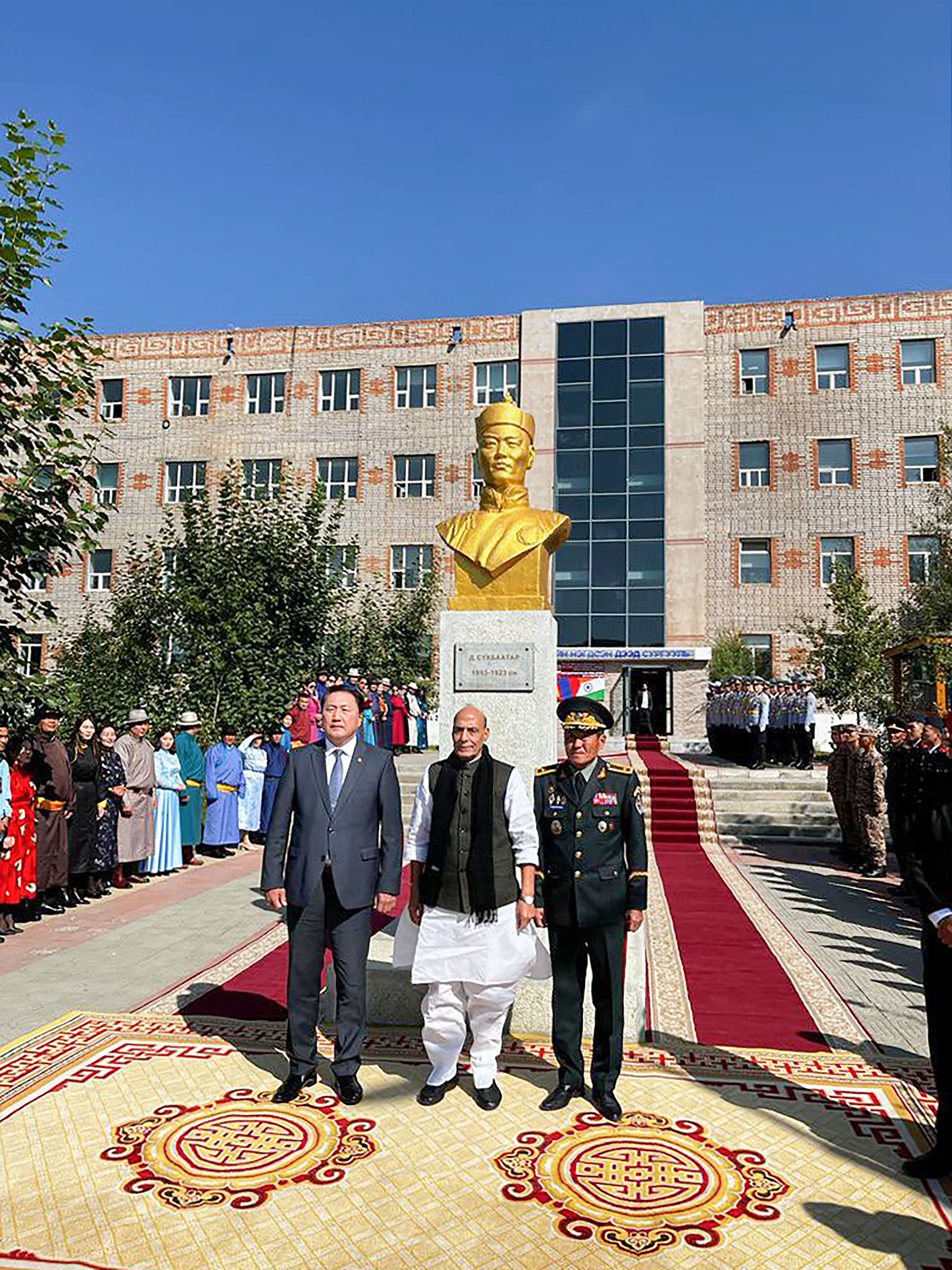 Defence Minister Rajnath Singh Meets Mongolia’s Top Leadership To Boost ...