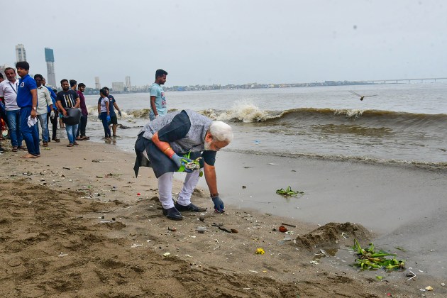 Beach, Ganesh Chaturthi, cleaning drive