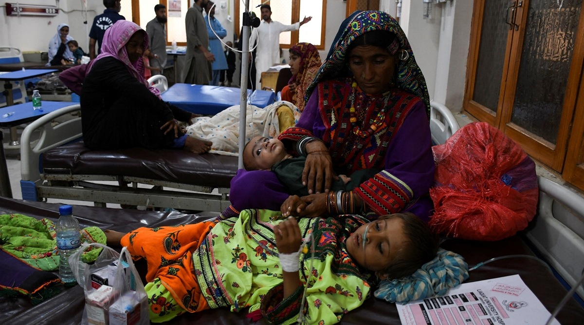 Pakistan flood victims hit by disease outbreak amid stagnant water ...