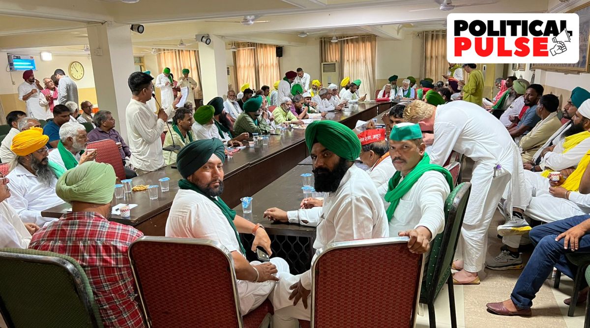 General body meeting of SKM was held on Sunday in Rakabganj Gurdwara, New Delhi. 

