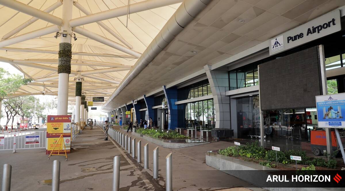 Pune gold seized, Pune International Airport, gold biscuits seized at Pune International Airport, Pune news, Pune city news, Pune, Maharashtra, Maharashtra government, India news, Indian Express News Service, Express News Service, Express News, Indian Express India News