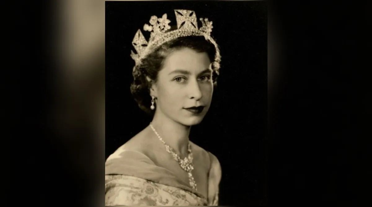 How the Royal Family Will Divide Queen Elizabeth's Private Jewelry  Collection