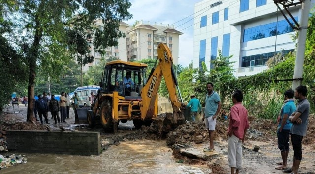 Bengaluru: Civic body starts removing encroachments from lake beds and ...