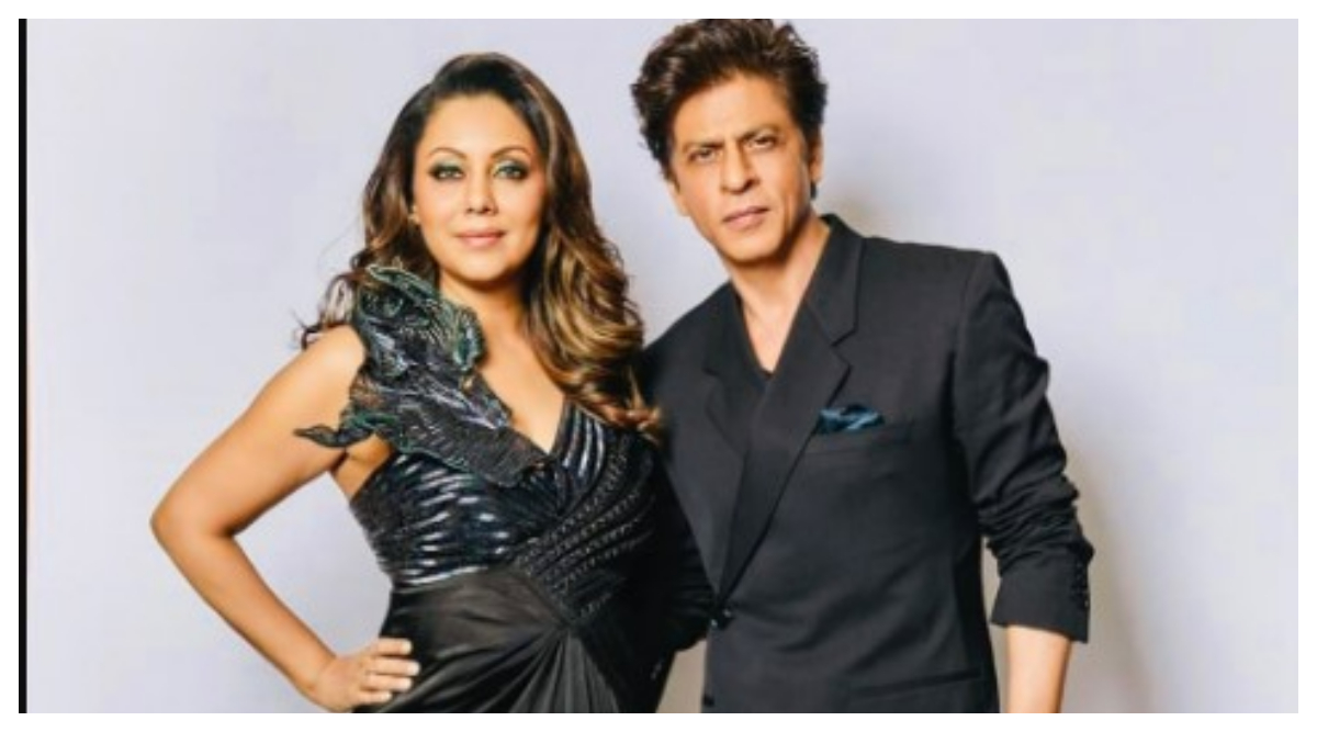 Fabulous Lives of Bollywood Wives, Shah Rukh Khan, Gauri Khan, Karan Johar,...