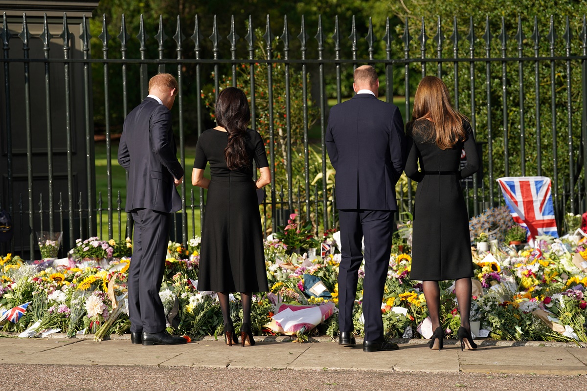 Royal reunion: William, Kate, Harry and Megan reunite to mourn the death of  Queen Elizabeth II