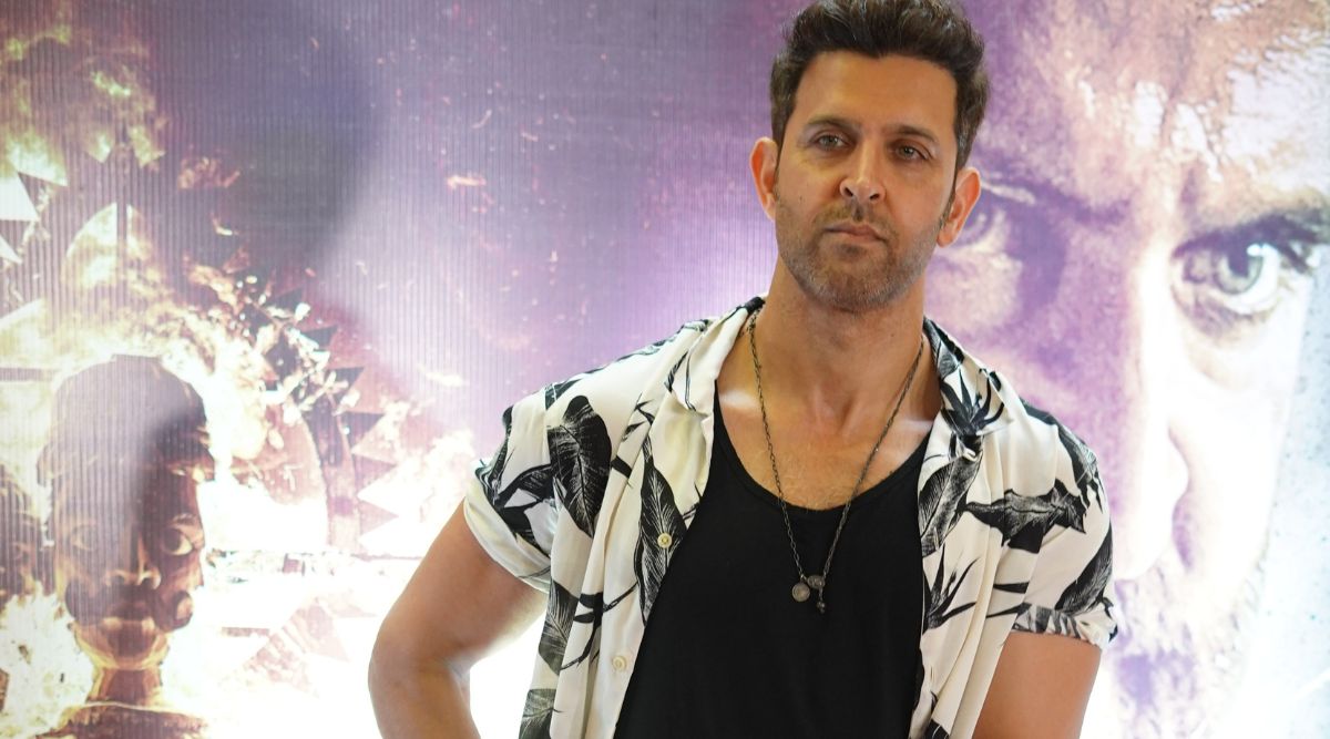 Hrithik Roshan gets angry after fan pushes him, his son to get a selfie:  'Push mat kar' Watch | Entertainment News,The Indian Express