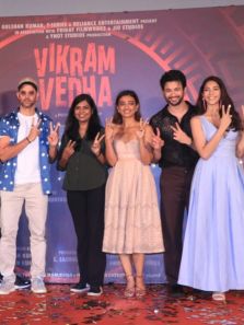Hrithik Roshan and team Vikram Vedha danced together at the ‘Alcoholia’ song launch event