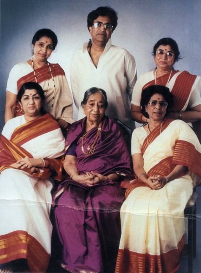 आशा भोसले (4)