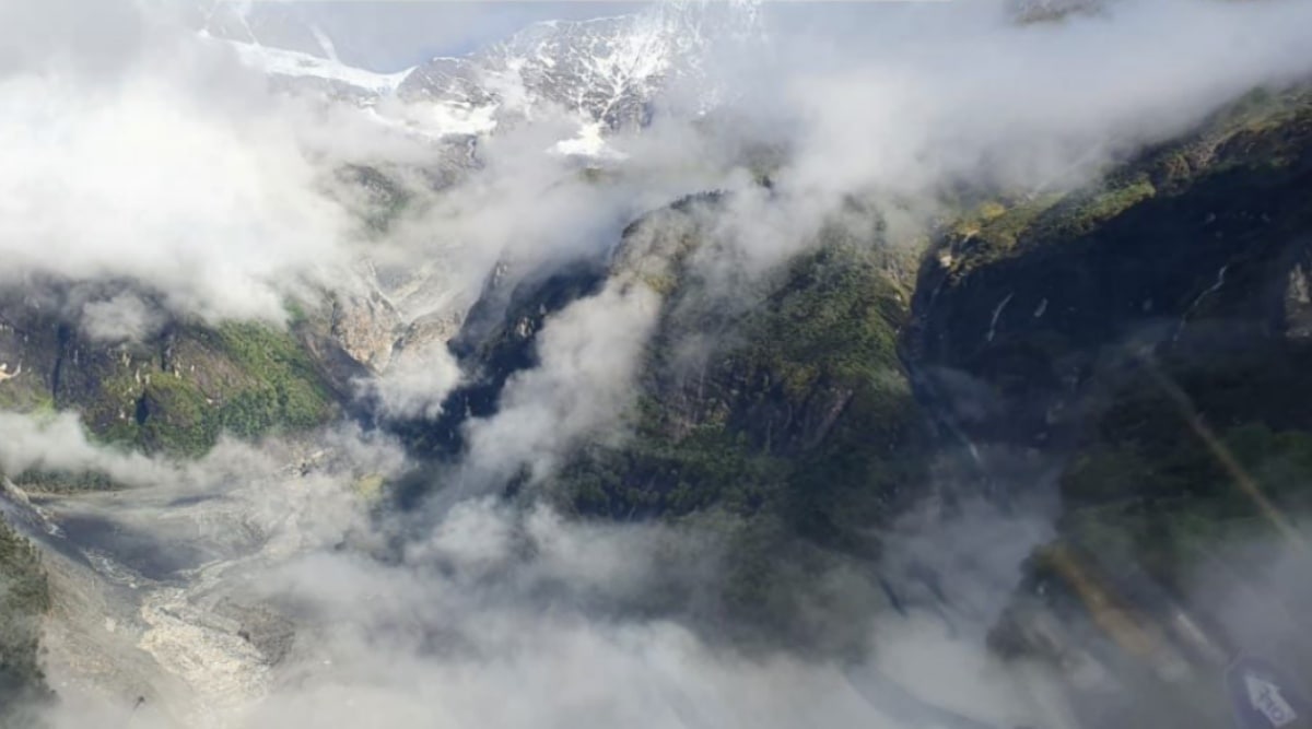 Arunachal Pradesh: Administration issues SOP for search and rescue of 2 missing mountaineers