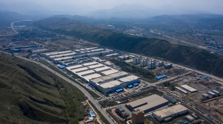 A factory for BYD in China last year (NYT photo)