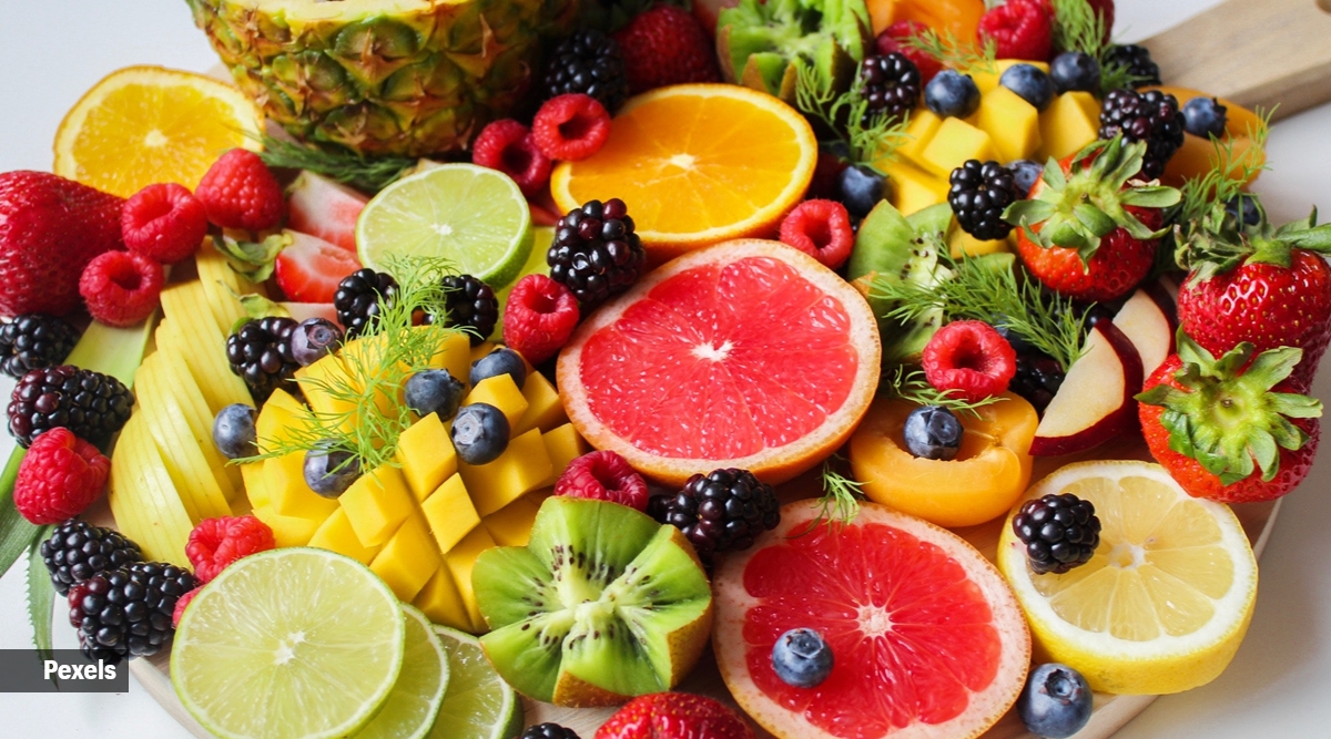 When, with what, and how you consume fruits can affect your gut ...