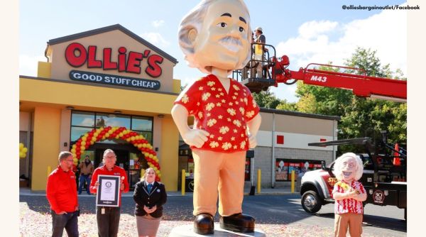 Ollie’s Bargain Outlet, Ollie’s Bargain Outlet world record largest bobblehead, US discount store creates record breaking bobblehead, 16 feet bobblehead creates world record, Guinness World Record world’s largest bobblehead, viral world records, indian express