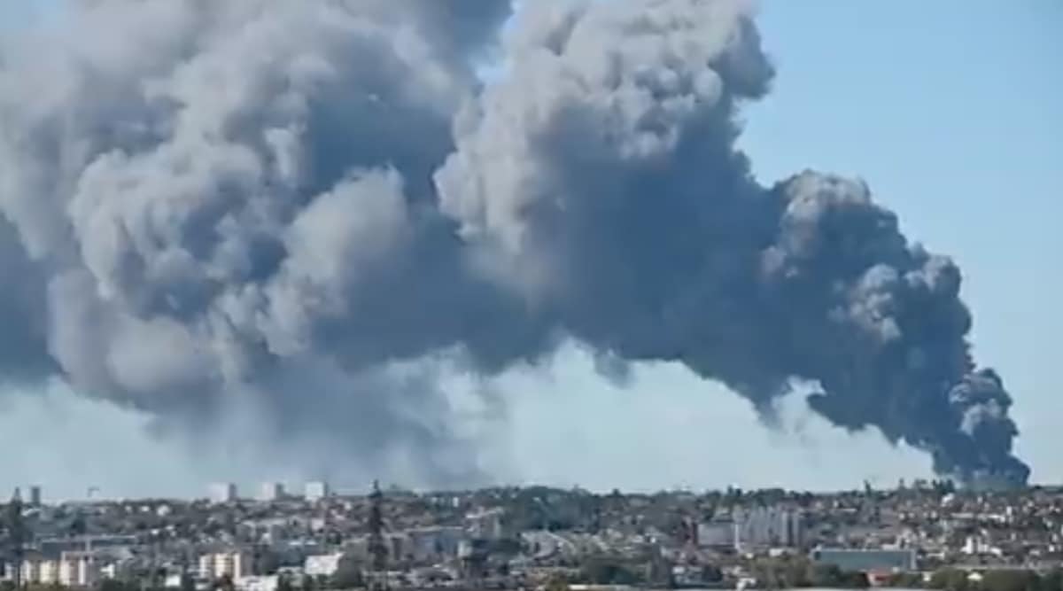 Paris produce market fire
