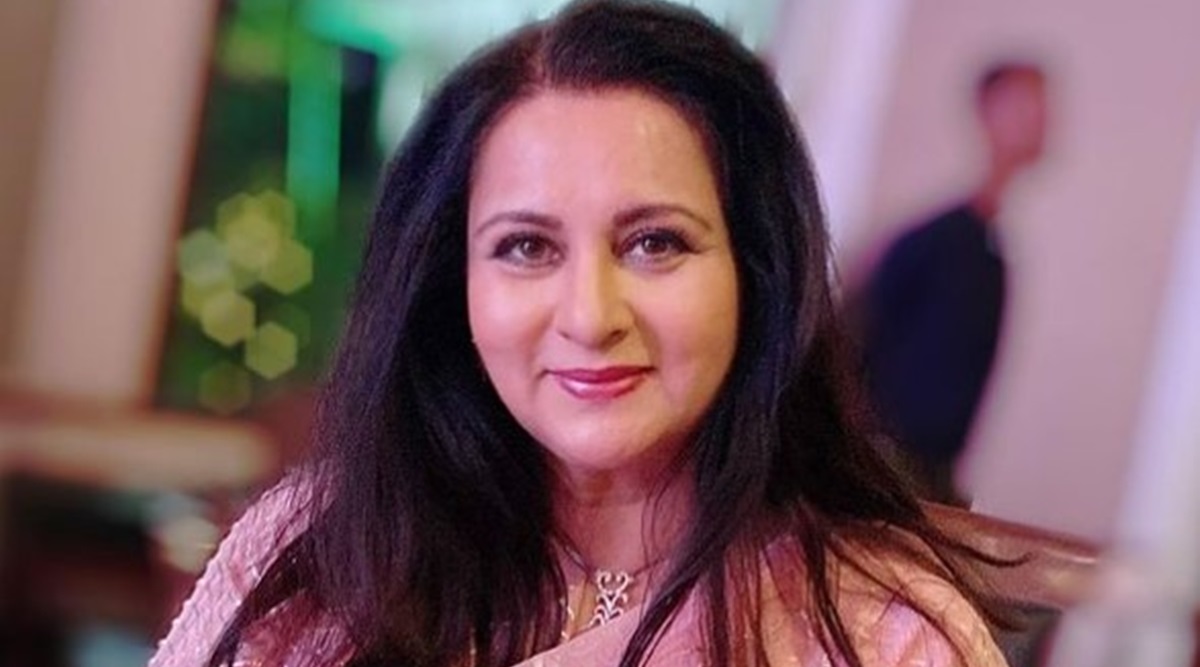 Poonam Dhillon says she would get irked upon being praised for her ...