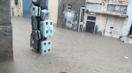 Shops remained closed for the day and residents faced a lot of inconvenience. (Express photo)