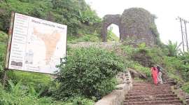 pune teen drowns sinhagad fort, sinhagad fort accident, sinhagad fort news