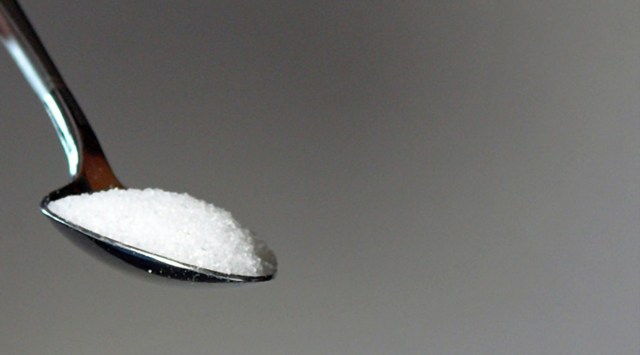 In a new study, researchers have identified a possible link between artificial sweeteners and heart disease and concluded that food additives “should not be considered a healthy and safe alternative to sugar.” (Image source: pixabay)