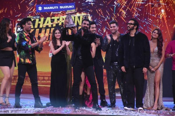 Tushar Kalia Wins Khatron Ke Khiladi 12 Beats Faisal Shaikh And Mohit Malik See Photos