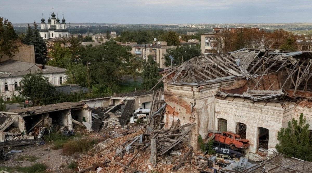 Destroyed houses and cars are seen, as Russia's attack on Ukraine continues, in the town of Izium, recently liberated by Ukrainian Armed Forces, in Kharkiv region, Ukraine September 20, 2022.  (REUTERS)
