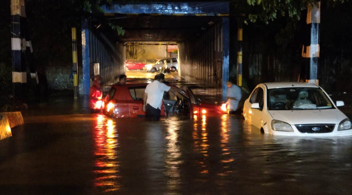 Bengaluru Rains: Roads Flooded, Vehicles Damaged; IMD Issues Yellow ...