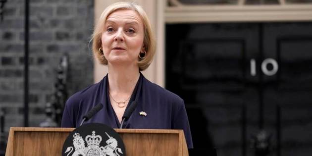 liz truss resigns