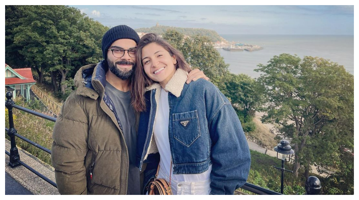 Virat Anushka Xxx - Angry Virat Kohli, Anushka Sharma pen notes as fan shares video of his  hotel room: 'Absolute disgrace, violation of a human being' | Bollywood  News - The Indian Express