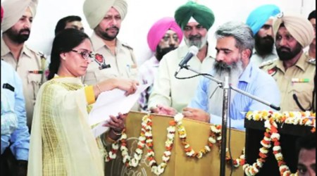 Congress MLA Bharat Bhushan Ashu and his wife Mamta Ashu. (Express photo by Gurmeet Singh)