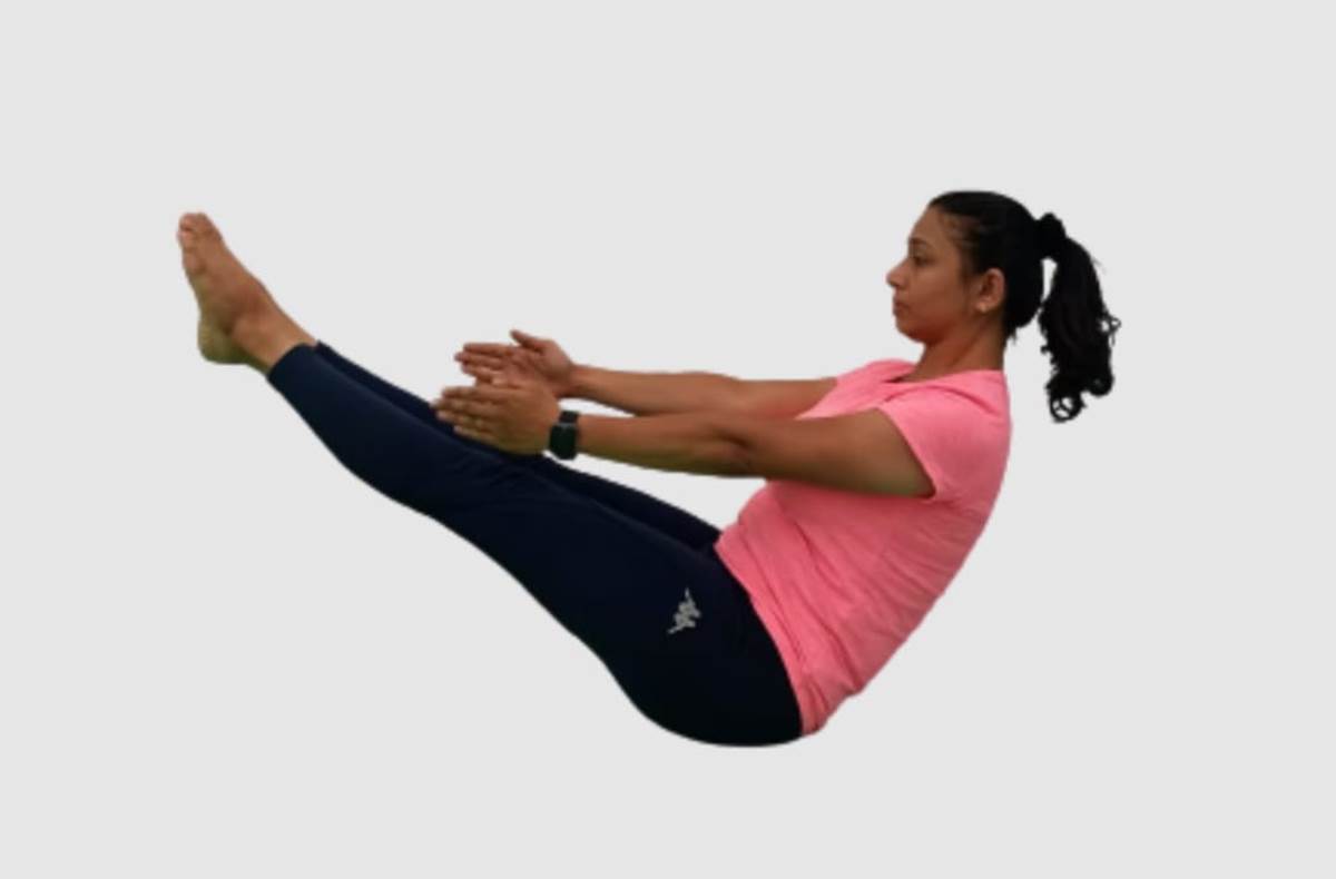 8 Yoga Poses For Flat Tummy: Burn Belly Fat in Few Weeks