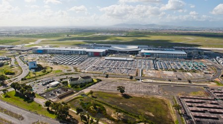 Aerial view of Cape Town International Airport. (Photo: Airports Company South Africa website/www.airports.co.za)