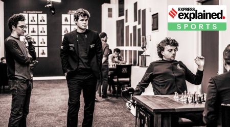 Magnus Carlsen watching Hans Niemann at the 2022 edition of the Sinquefield Cup. (Photo: chessphotoshop.com)