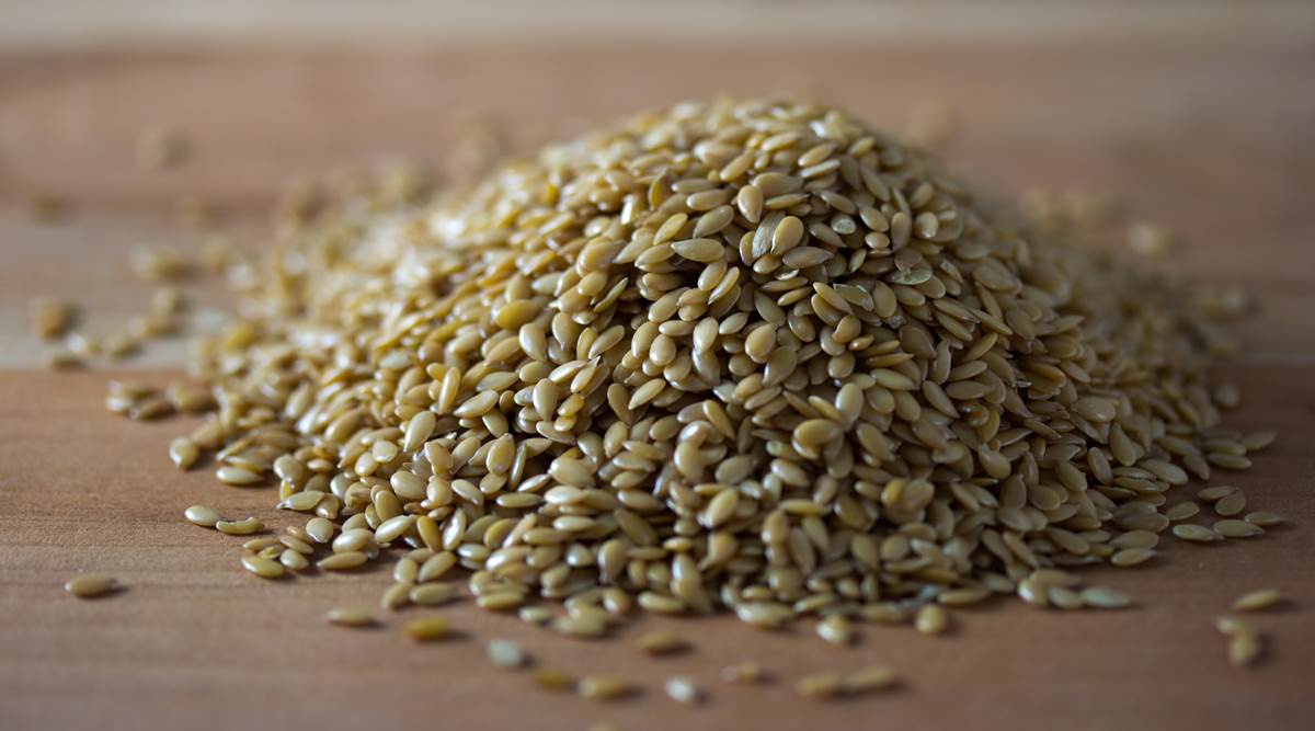 how-do-flax-seeds-help-in-weight-loss-and-how-to-consume-it