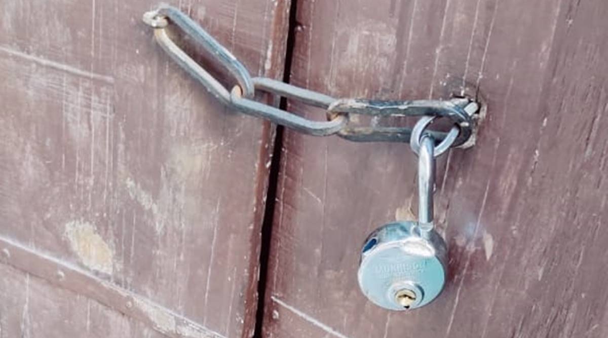 Mob barges into mosque in Gurgaon village, beats up worshippers; cops ...