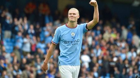 Man City’s Erling Haaland becomes 1st Premier League player to scor...