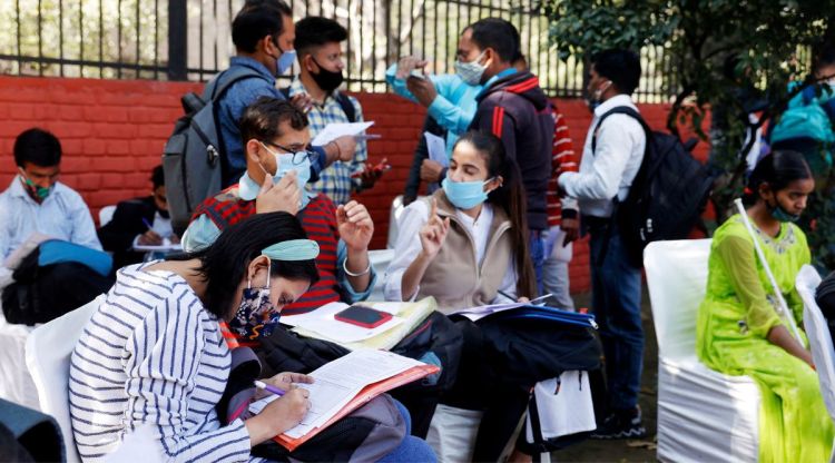 DU and JNU Second Merit 2022 Live at du.ac.in and jnuee.jnu.ac.in: Over 59,100 aspirants have confirmed their admission in Delhi University. (Representative image. Express photo by Praveen Khanna)