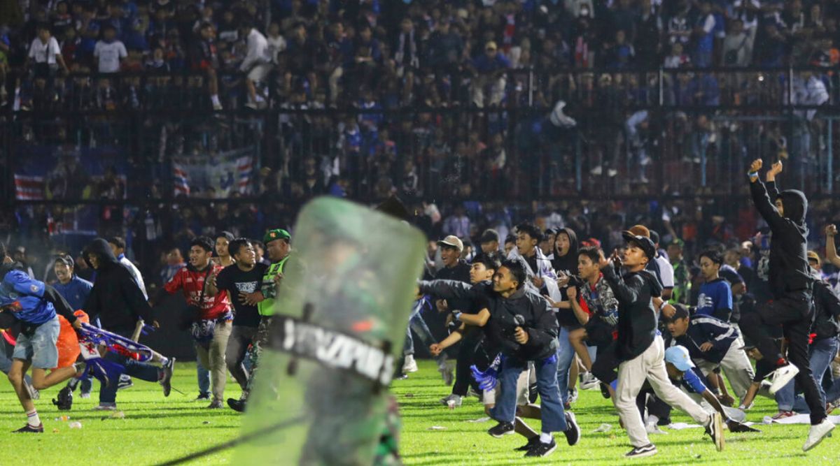 Схватка в Индонезии — один из самых смертоносных видов профессионального спорта.