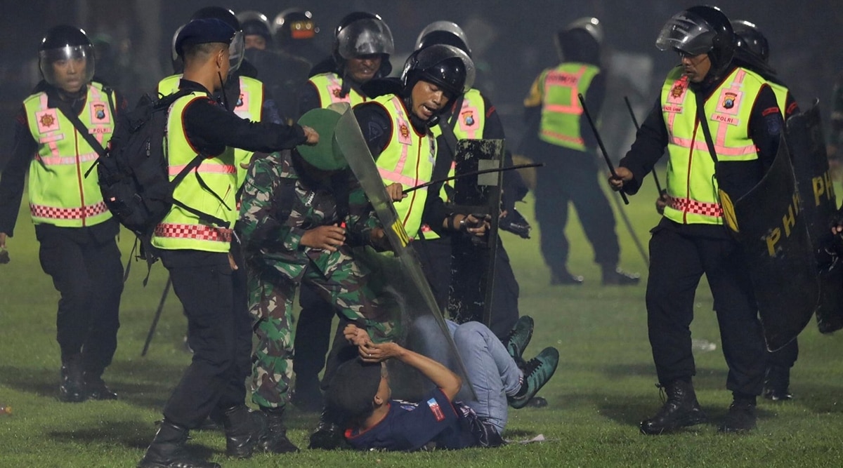 Stampede, riot at Indonesia soccer match kill 129, police say World News The Indian Express