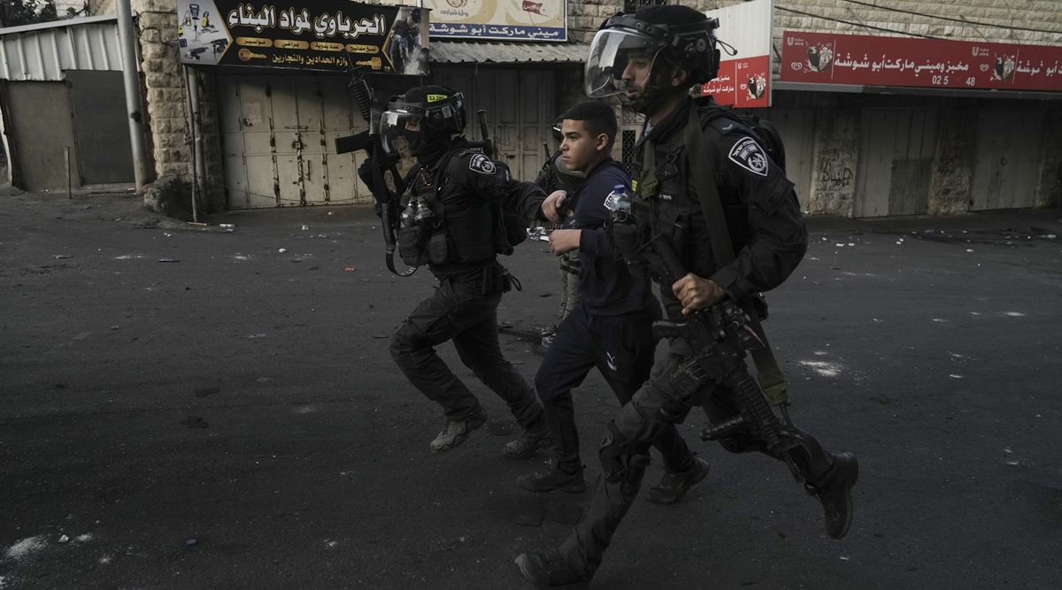 Latest Israeli Unrest widespread in Jerusalem over latest Israeli clampdown | World ...