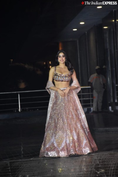 janhvi kapoor