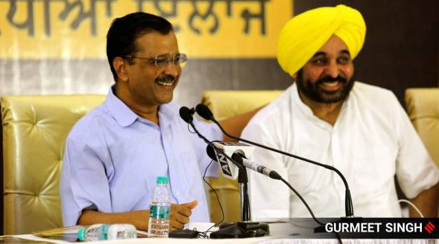 Arvind Kejriwal and Bhagwant Mann (File Photo)