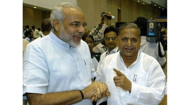 Narendra Modi with late Mulayam Singh Yadav. (Twitter/ @NarendraModi)