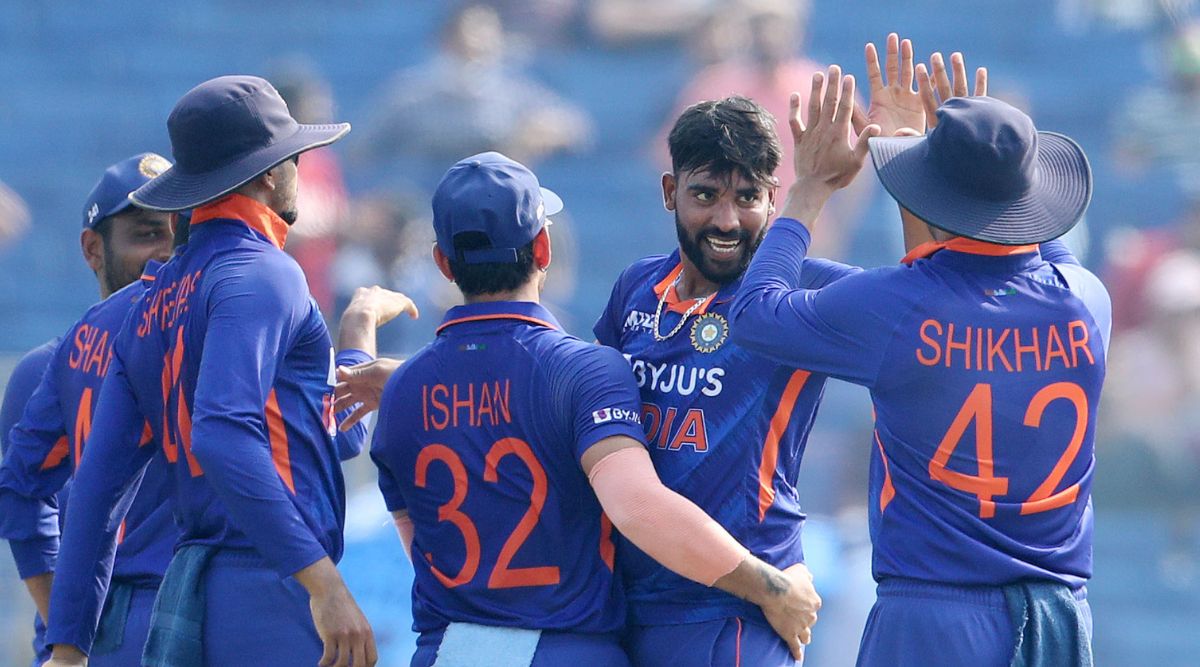 with-no-swing-how-mohammed-siraj-got-early-wickets-against-south-africa