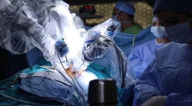 Bengaluru: Robotic surgery far superior to conventional surgery, say ...