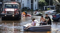 Dozens dead from Ian, one of strongest, costliest US storms 