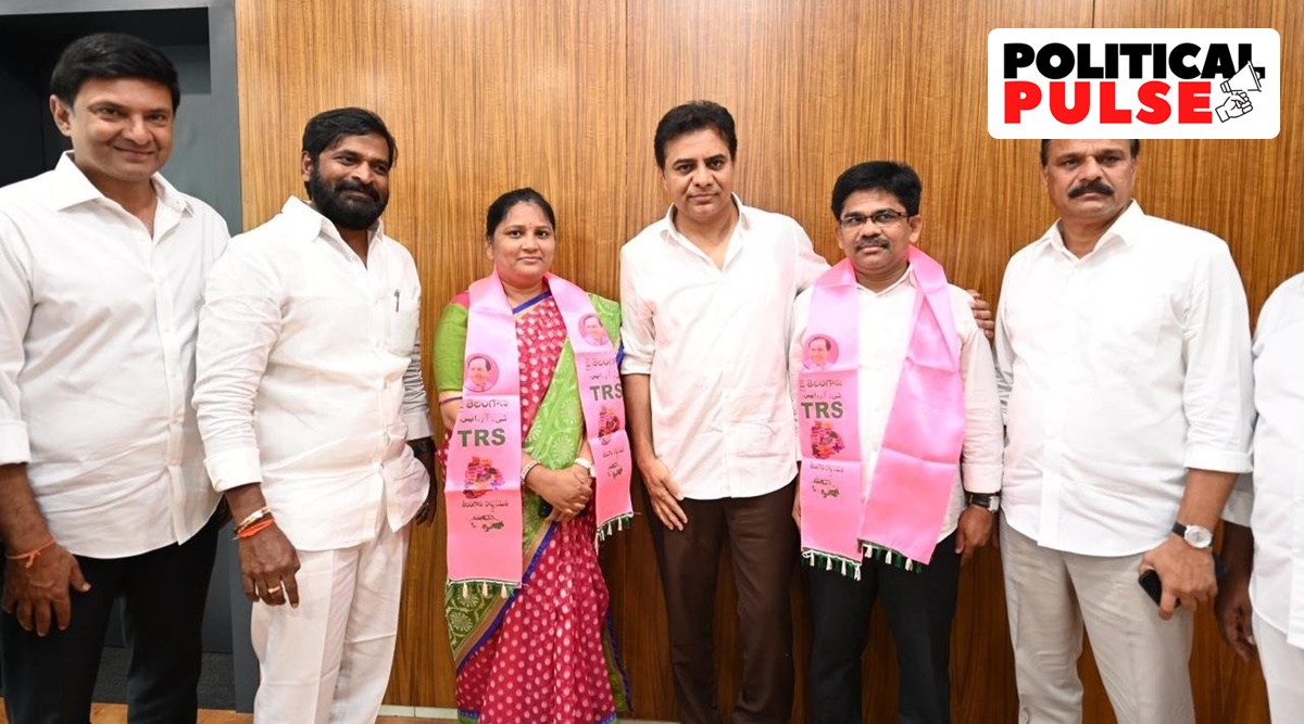Former Congress leaders from Chandur Mandal in Munugode, Palle Ravi Kumar and his wife P Kalyani joined the TRS party today. (Twitter/@trspartyonline)